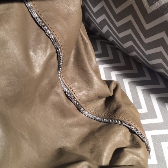 Fun hobo bejeweled large shoulder bag!!! - Picture 4 of 5